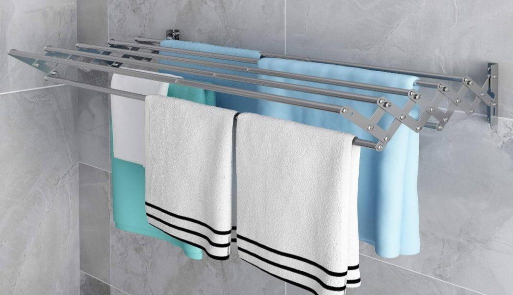 wall rack and towels